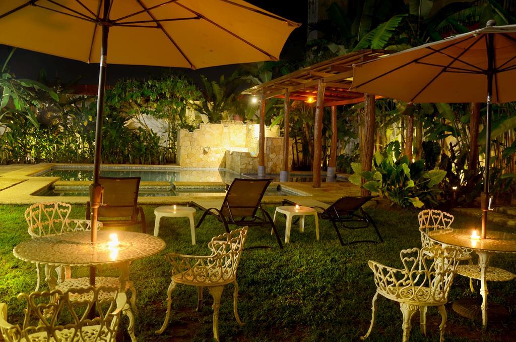 Hotel ปาเลงเก ภายนอก รูปภาพ